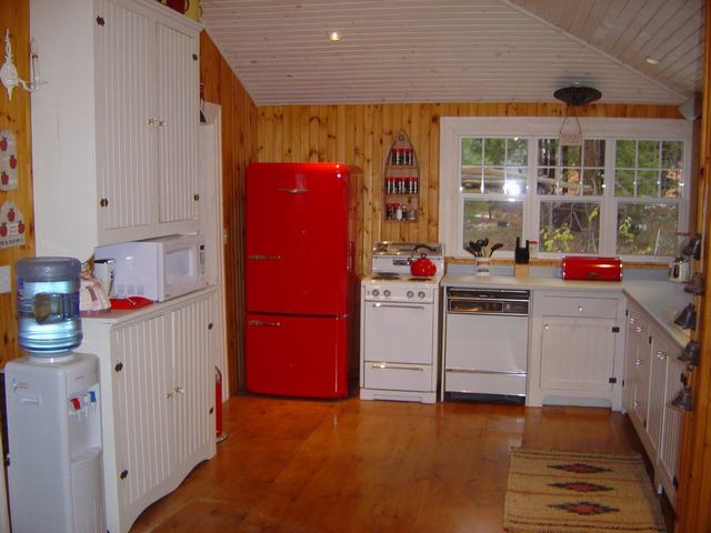 Mellow Yellow kitchen
